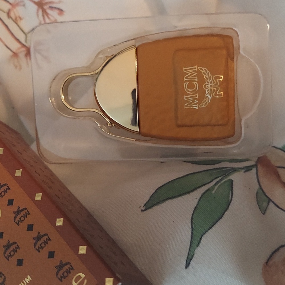 MCM Eau de Parfum - Picture 4 of 4